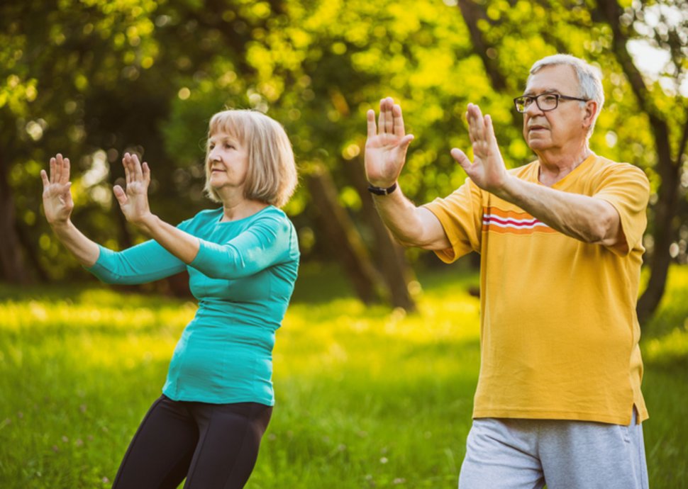 Tai Chi für Senioren: Balance und Wohlbefinden steigern 